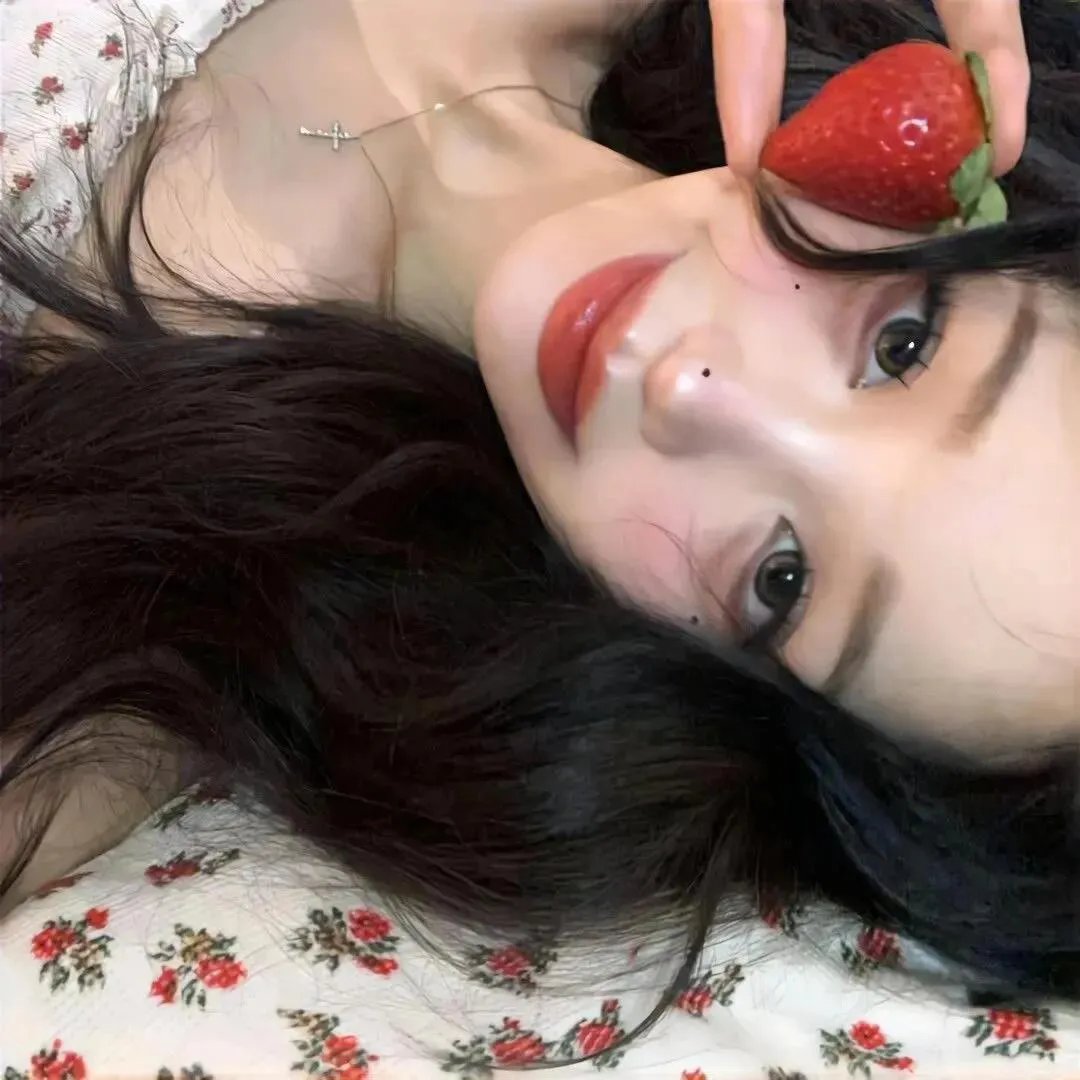 红楼梦第二部:黛玉葬花